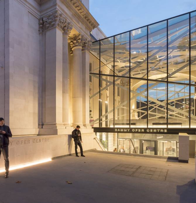 Sammy Ofer Centre at night